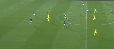 佛罗伦萨vs国际米兰（意甲-约维奇绝平姆希塔良反绝杀 劳塔罗2射1传 国米4-3险胜佛罗伦萨）