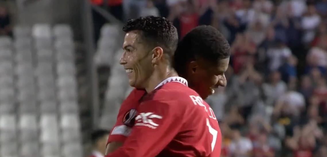 C罗空门不进全队最低分(8射0进球+空门不进!C罗首发打弱旅还哑火 赛季33射只进一粒点球)