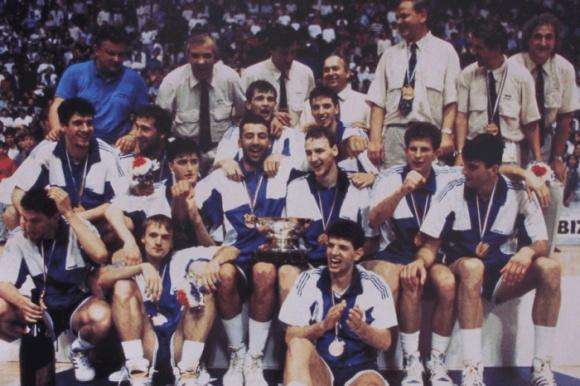 男篮世界杯各队得分记录(男篮世界杯十大纪录:一队冠军数比肩美国,中国靠姚明创一项纪录)