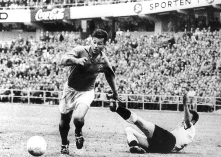 穆勒在南非世界杯进了多少球(世界杯五大射手!托马斯·穆勒能否超越前辈成为世界杯进球王?)