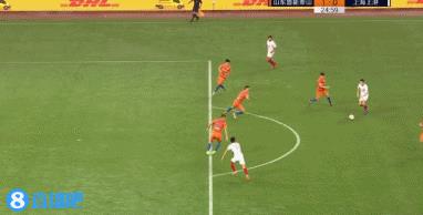 世界杯禁区手球怎么判(近6次禁区内手球仅判1次,克拉滕伯格判罚尺度引争议)