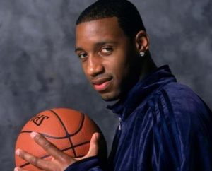 nba球星为什么都打耳洞（耳钉不是谁都能驾驭！NBA6大球员戴耳钉超霸气！科比戴的钻石最大）-华海博客