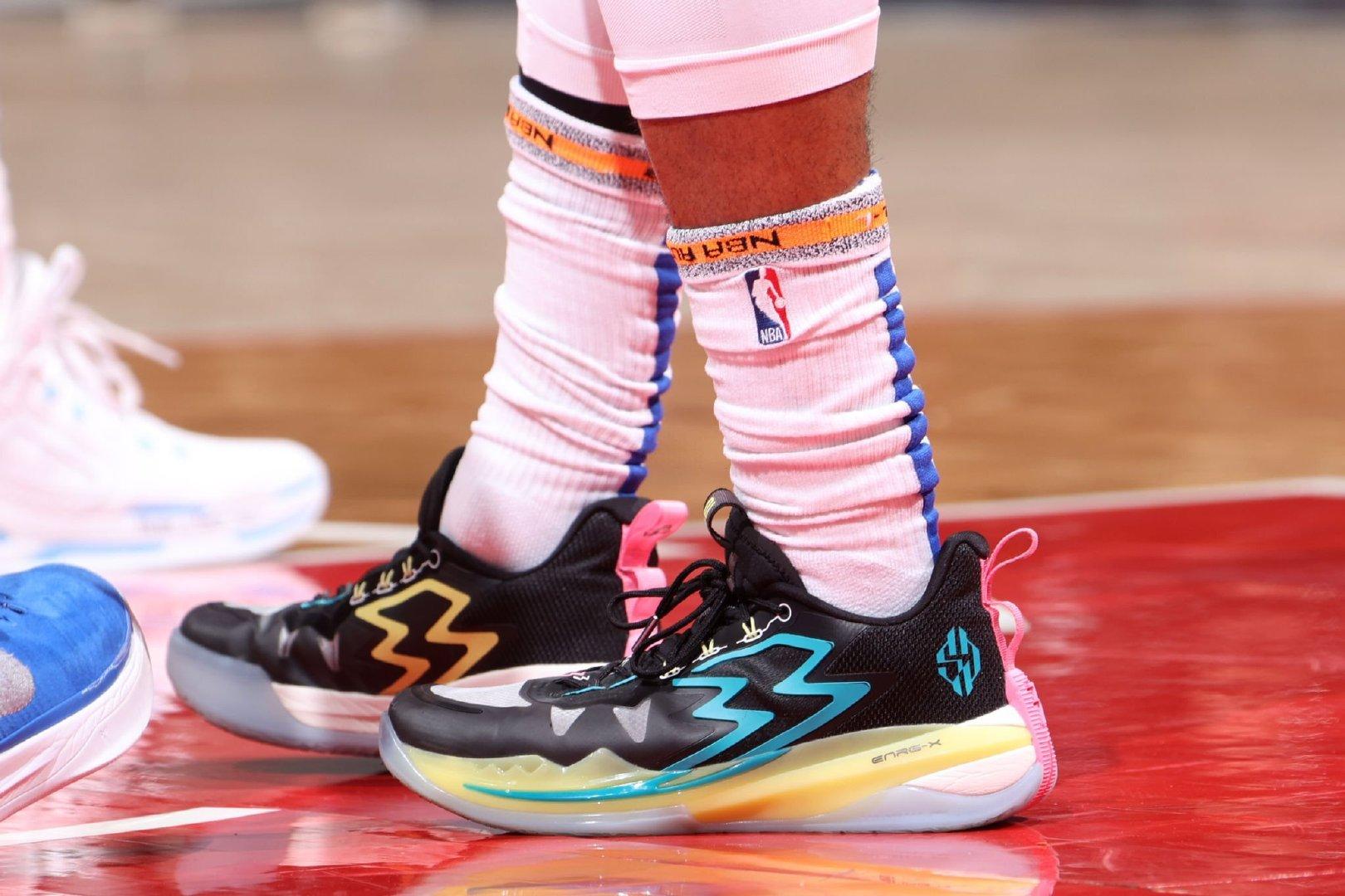 耐克篮球鞋都有哪些明星款(莫兰特、维金斯NBA明星球员季后赛穿了哪些Nike乔丹篮球鞋?)