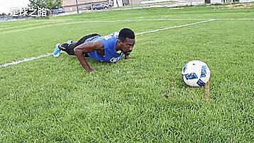 足球运动员怎么样训练体能（像职业球员一样训练（day20）：足球专项体能训练）