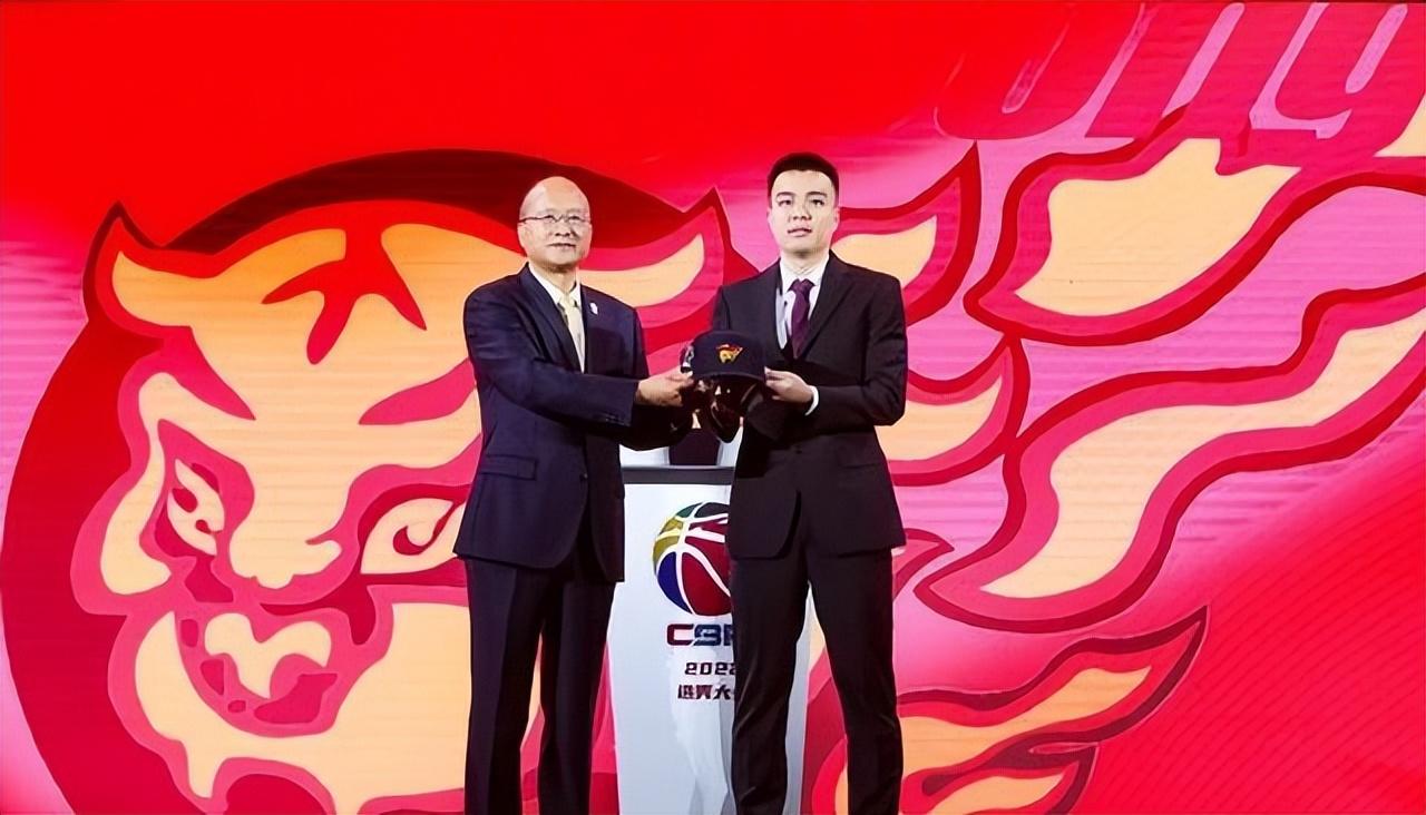 cba哪个队是代表广东省队(广东为何签约曾茂洲?朱芳雨公开回应,他真不是关系户)