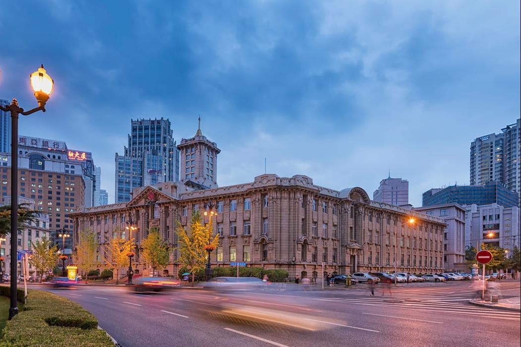 足球城是指哪个城市的别称(中国最尴尬的城市,属于东北却不说东北话,这是为啥?)