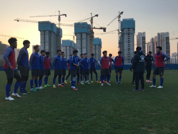 U23联赛榜首大战（U23联赛：鲁能3-0石家庄继续领跑，末轮或和上港上演榜首大战）