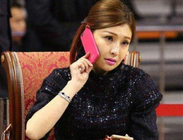 宏远老板娘宏远老板娘吴迪简介(吴迪:易建联的老板娘)