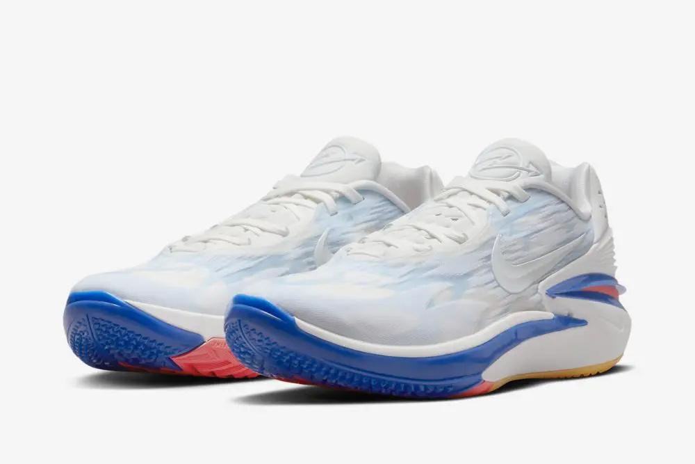 蓝白色篮球鞋（耐克新品！东契奇1代多配色曝光，Zion2新配色质感佳，AF1有惊喜）