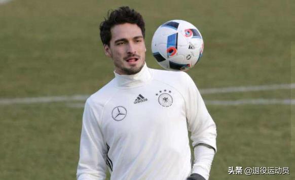 足球场各个区域名称图解（科普！球场上各个位置的职责，现在你知道你的位置需要做什么吗？）