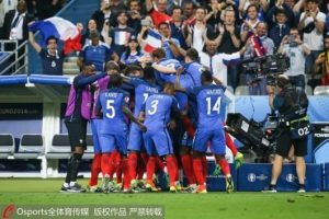 法国罗马尼亚集锦央视（吉鲁头球帕耶绝杀 法国2-1胜罗马尼亚）-华海博客