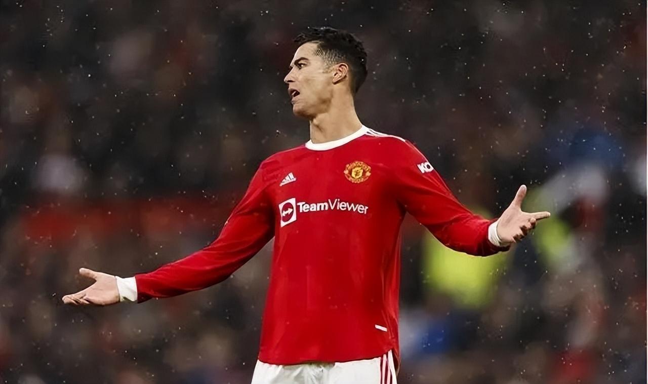 葡萄牙进2022世界杯了没(葡萄牙队世界杯26人大名单出炉,群星璀璨,C罗会成为累赘吗?)