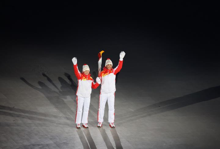 北京冬奥会火炬手(直击冬奥北京冬奥会开幕式上 七位火炬手都有谁?)