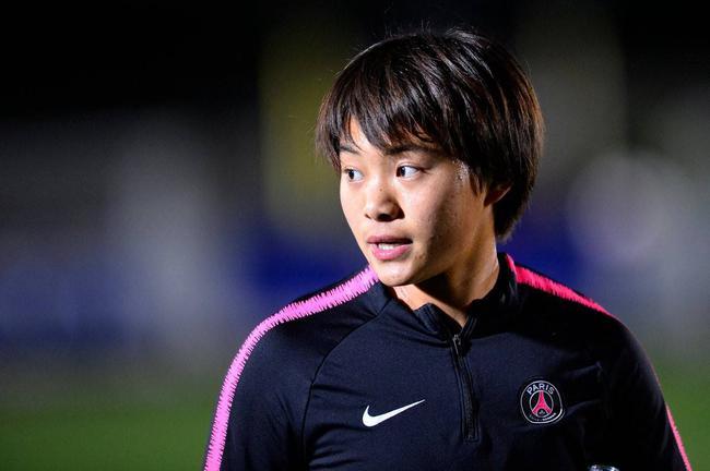 王霜带领女足走向巅峰（&quot;中国女梅西&quot;王霜：梅开二度击败韩国队，带领中国女足冲进奥运）